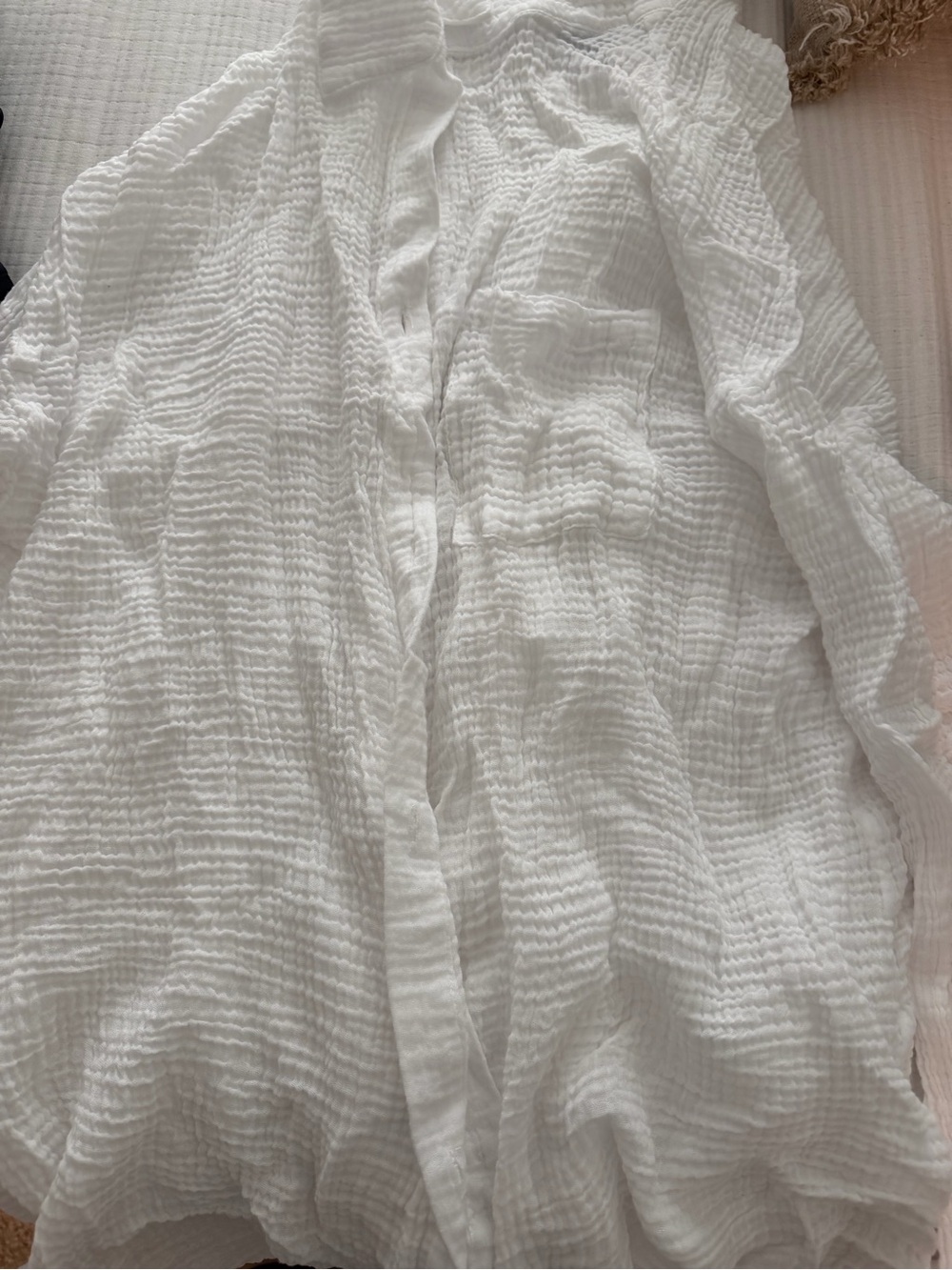 Shade & Shore White Crinkle Lightweight coverup